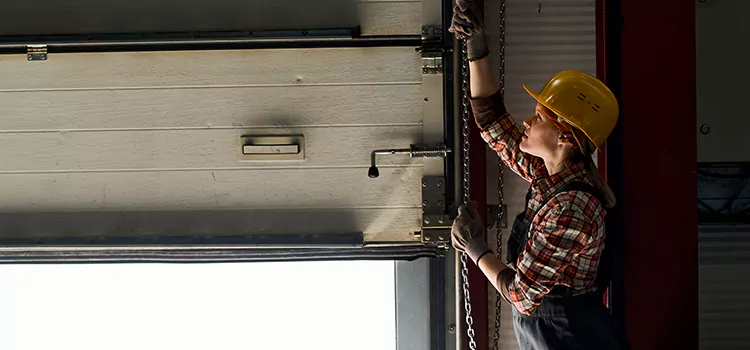 Addressing Common Garage Door Stoppage Issues in Tuckahoe, VA